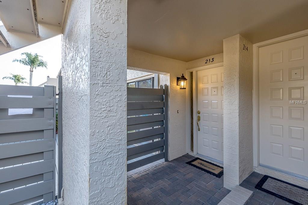 3153 LANDMARK DRIVE, CLEARWATER, Florida 33761, 2 Bedrooms Bedrooms, 4 Rooms Rooms,2 BathroomsBathrooms,Residential,For sale,LANDMARK,T2926828