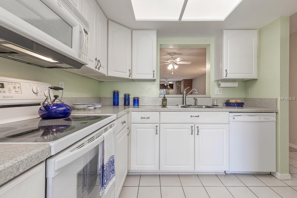 3153 LANDMARK DRIVE, CLEARWATER, Florida 33761, 2 Bedrooms Bedrooms, 4 Rooms Rooms,2 BathroomsBathrooms,Residential,For sale,LANDMARK,T2926828