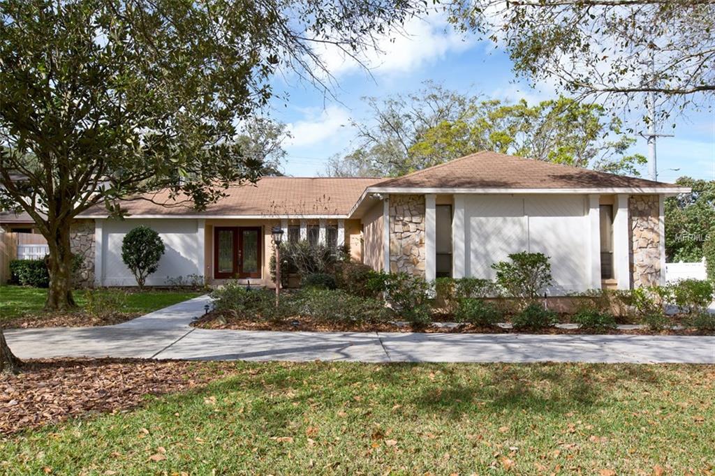 5003 LANCELOT, LAKELAND, Florida 33813, 3 Bedrooms Bedrooms, 9 Rooms Rooms,2 BathroomsBathrooms,Residential,For sale,LANCELOT,L4725531