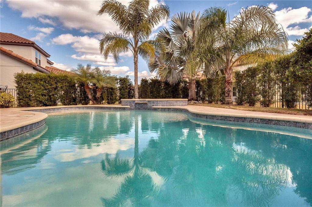 8648 BRIXFORD STREET, ORLANDO, Florida 32836, 7 Bedrooms Bedrooms, 9 Rooms Rooms,6 BathroomsBathrooms,Residential,For sale,BRIXFORD,O5561871