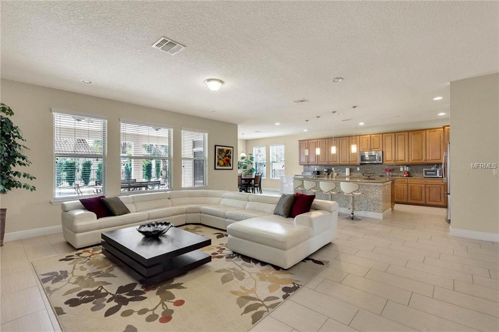 8648 BRIXFORD STREET, ORLANDO, Florida 32836, 7 Bedrooms Bedrooms, 9 Rooms Rooms,6 BathroomsBathrooms,Residential,For sale,BRIXFORD,O5561871