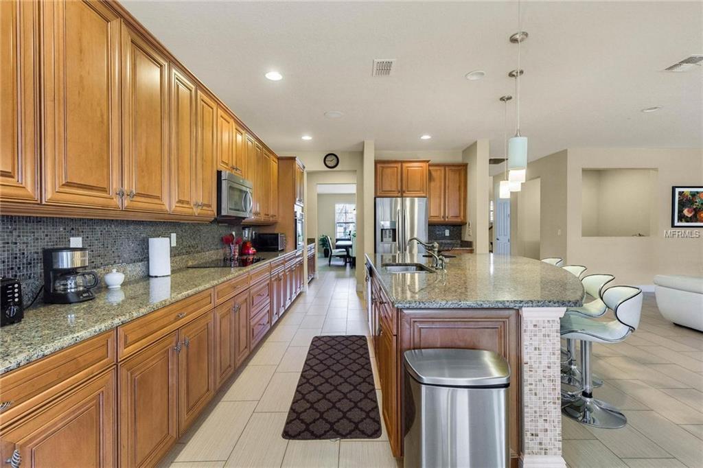 8648 BRIXFORD STREET, ORLANDO, Florida 32836, 7 Bedrooms Bedrooms, 9 Rooms Rooms,6 BathroomsBathrooms,Residential,For sale,BRIXFORD,O5561871