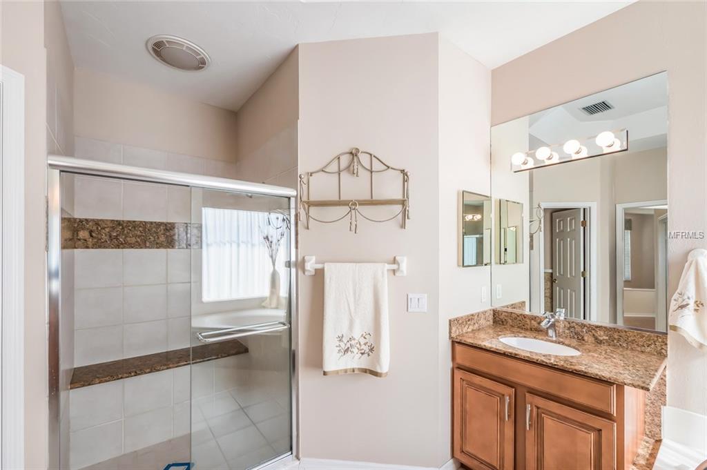 7332 SAINT GEORGES WAY, UNIVERSITY PARK, Florida 34201, 3 Bedrooms Bedrooms, 6 Rooms Rooms,2 BathroomsBathrooms,Residential,For sale,SAINT GEORGES,A4197589