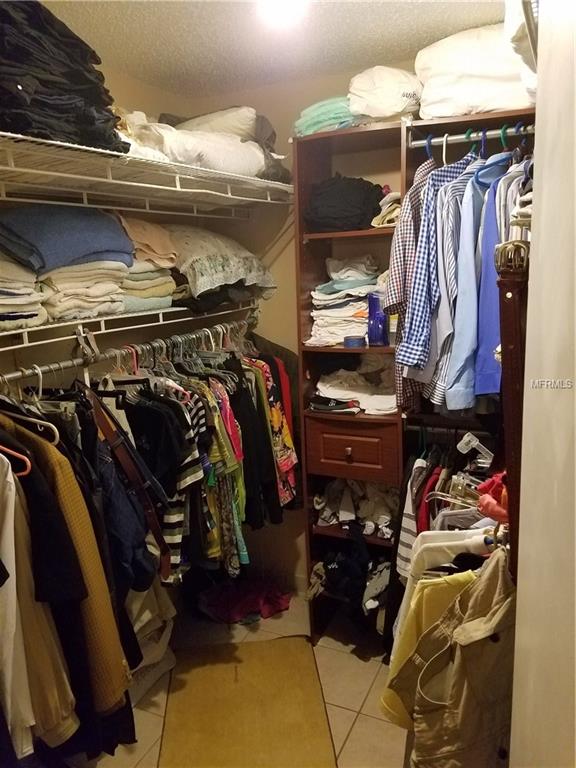 107 TIMBER CIRCLE, SAFETY HARBOR, Florida 34695, 3 Bedrooms Bedrooms, 7 Rooms Rooms,2 BathroomsBathrooms,Residential,For sale,TIMBER,U7836119