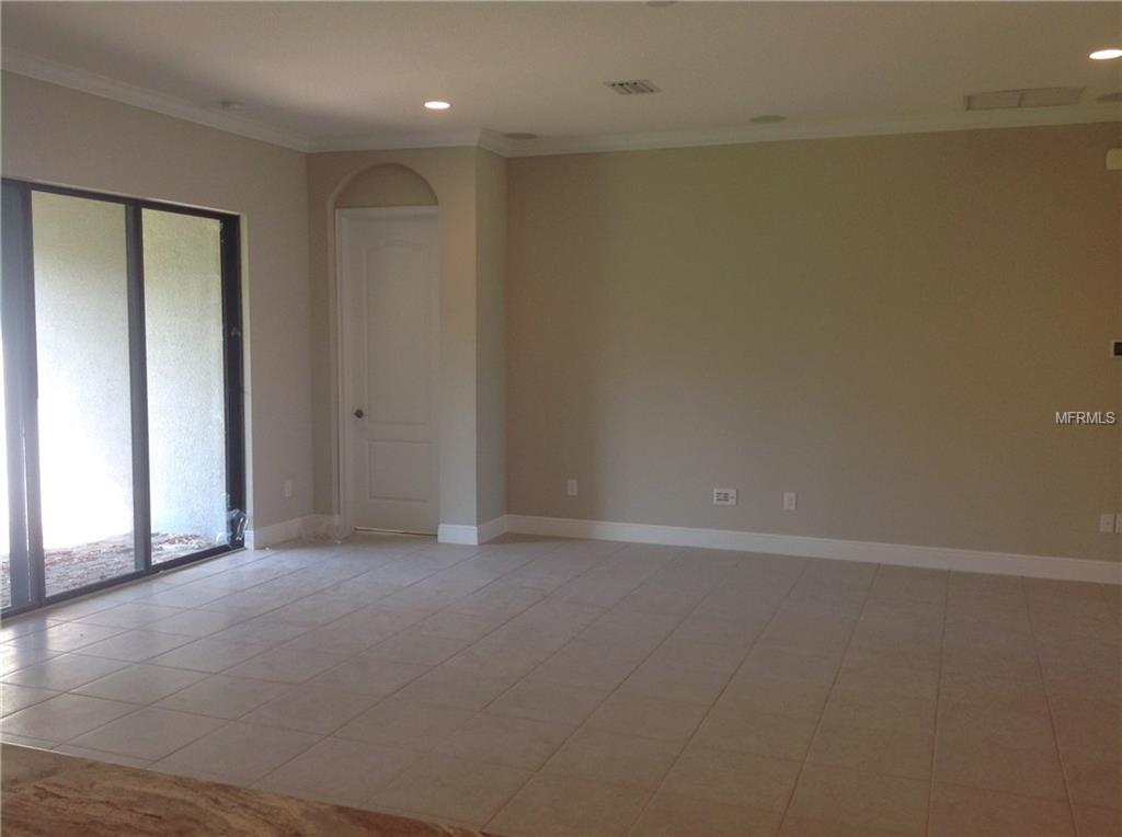 454 LAKE VISTA DRIVE, AUBURNDALE, Florida 33823, 3 Bedrooms Bedrooms, 8 Rooms Rooms,3 BathroomsBathrooms,Residential,For sale,LAKE VISTA,P4717921