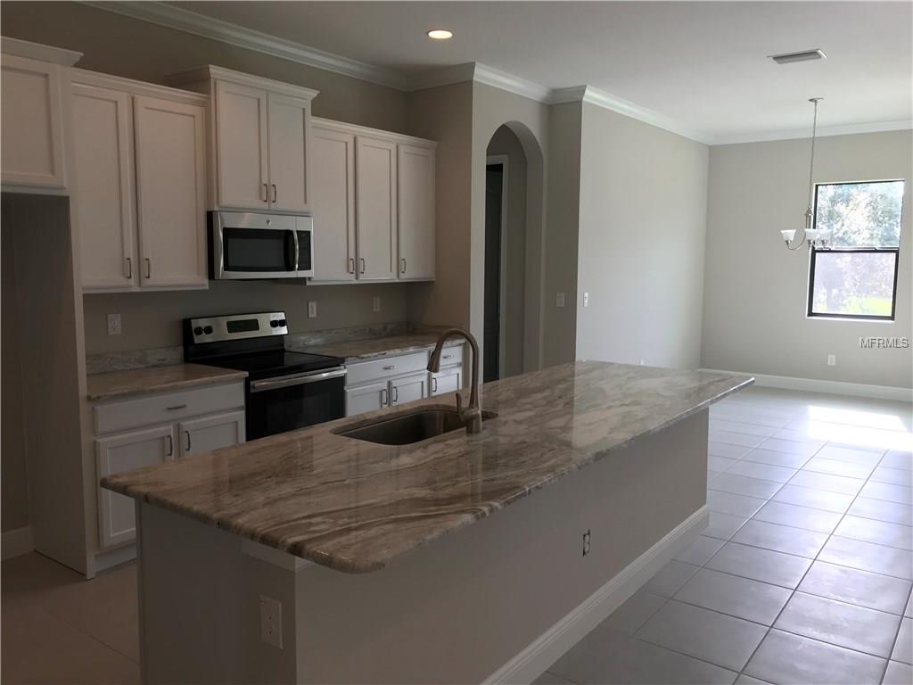 454 LAKE VISTA DRIVE, AUBURNDALE, Florida 33823, 3 Bedrooms Bedrooms, 8 Rooms Rooms,3 BathroomsBathrooms,Residential,For sale,LAKE VISTA,P4717921