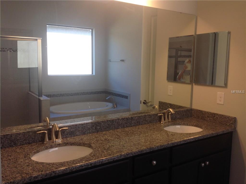 454 LAKE VISTA DRIVE, AUBURNDALE, Florida 33823, 3 Bedrooms Bedrooms, 8 Rooms Rooms,3 BathroomsBathrooms,Residential,For sale,LAKE VISTA,P4717921