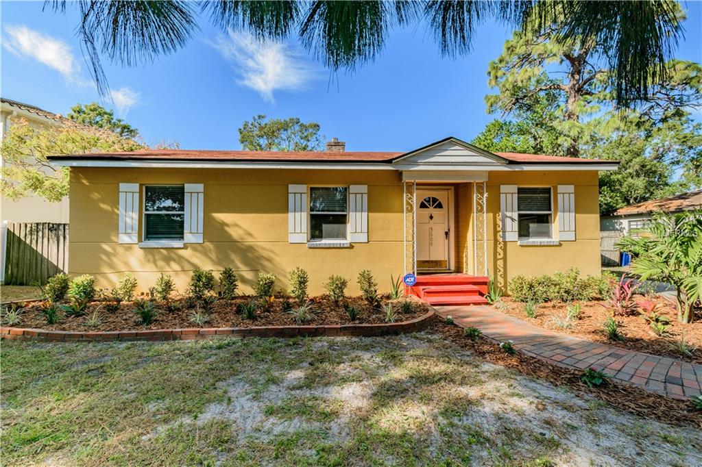3609 E TAMPA CIRCLE, TAMPA, Florida 33629, 4 Bedrooms Bedrooms, 8 Rooms Rooms,2 BathroomsBathrooms,Residential,For sale,TAMPA,T2915382