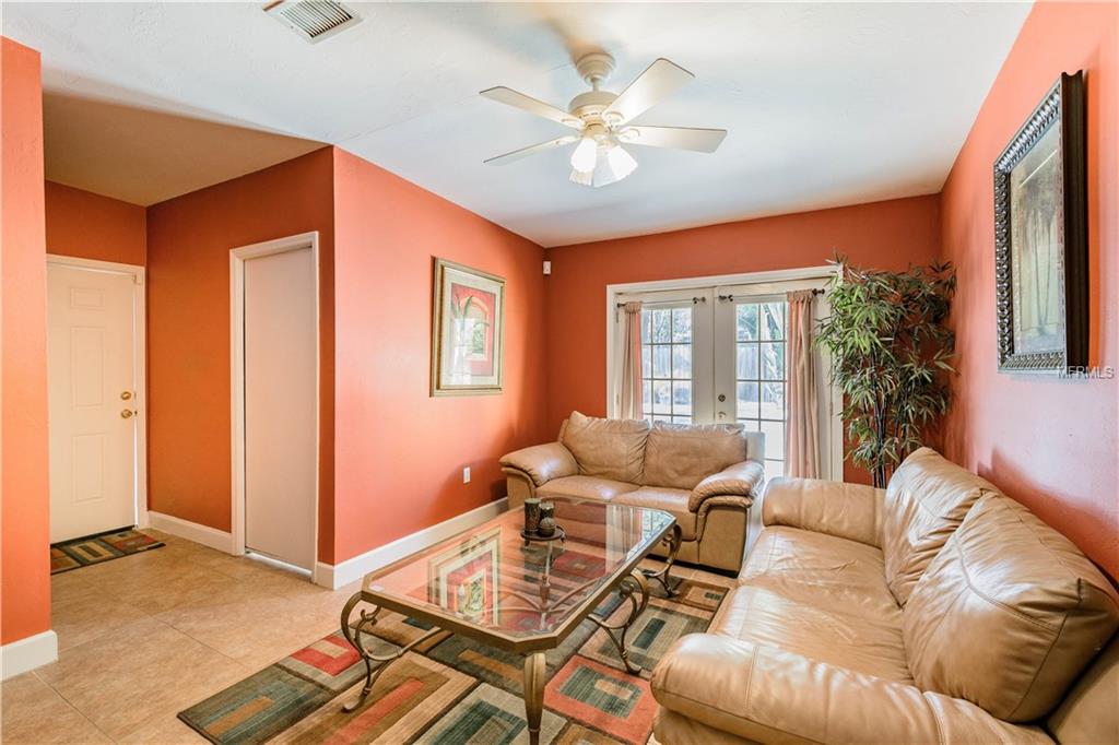 3609 E TAMPA CIRCLE, TAMPA, Florida 33629, 4 Bedrooms Bedrooms, 8 Rooms Rooms,2 BathroomsBathrooms,Residential,For sale,TAMPA,T2915382