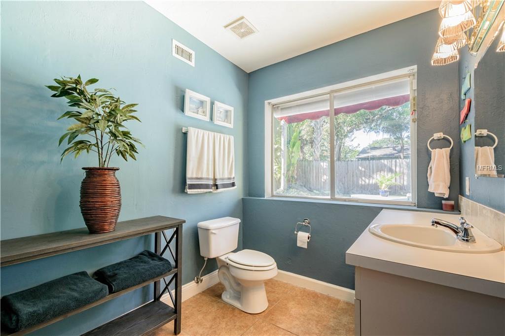 3609 E TAMPA CIRCLE, TAMPA, Florida 33629, 4 Bedrooms Bedrooms, 8 Rooms Rooms,2 BathroomsBathrooms,Residential,For sale,TAMPA,T2915382