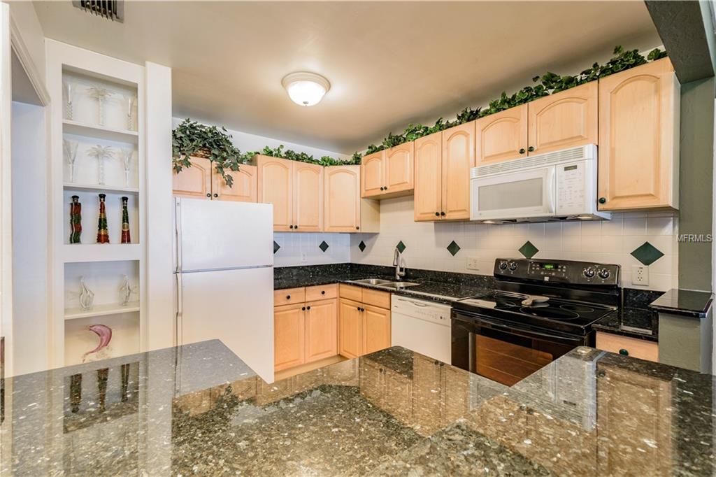 3609 E TAMPA CIRCLE, TAMPA, Florida 33629, 4 Bedrooms Bedrooms, 8 Rooms Rooms,2 BathroomsBathrooms,Residential,For sale,TAMPA,T2915382