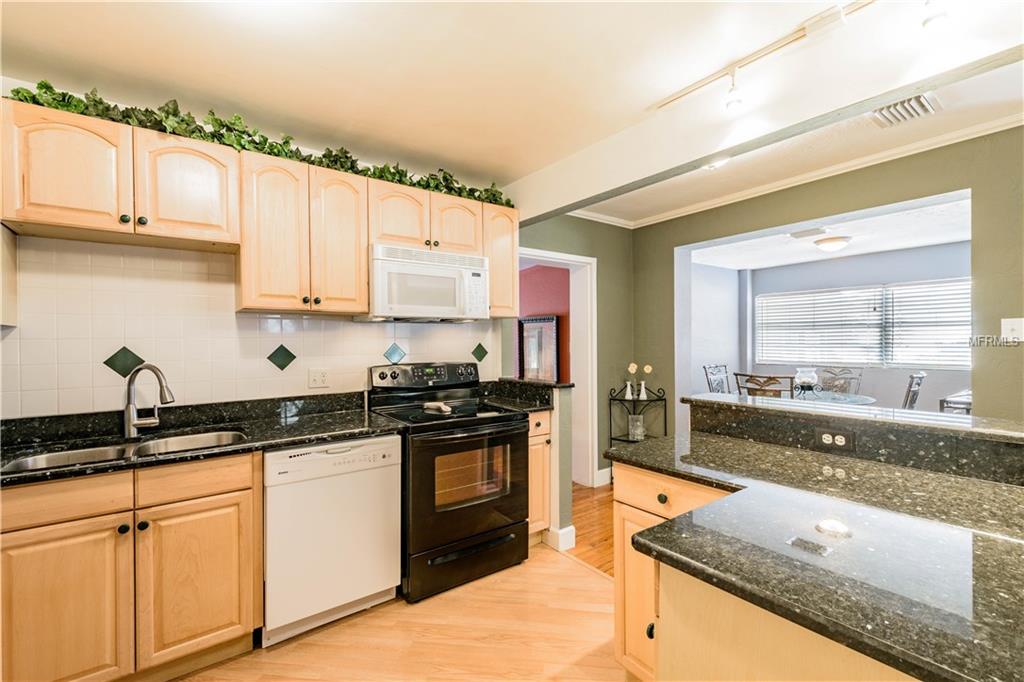 3609 E TAMPA CIRCLE, TAMPA, Florida 33629, 4 Bedrooms Bedrooms, 8 Rooms Rooms,2 BathroomsBathrooms,Residential,For sale,TAMPA,T2915382