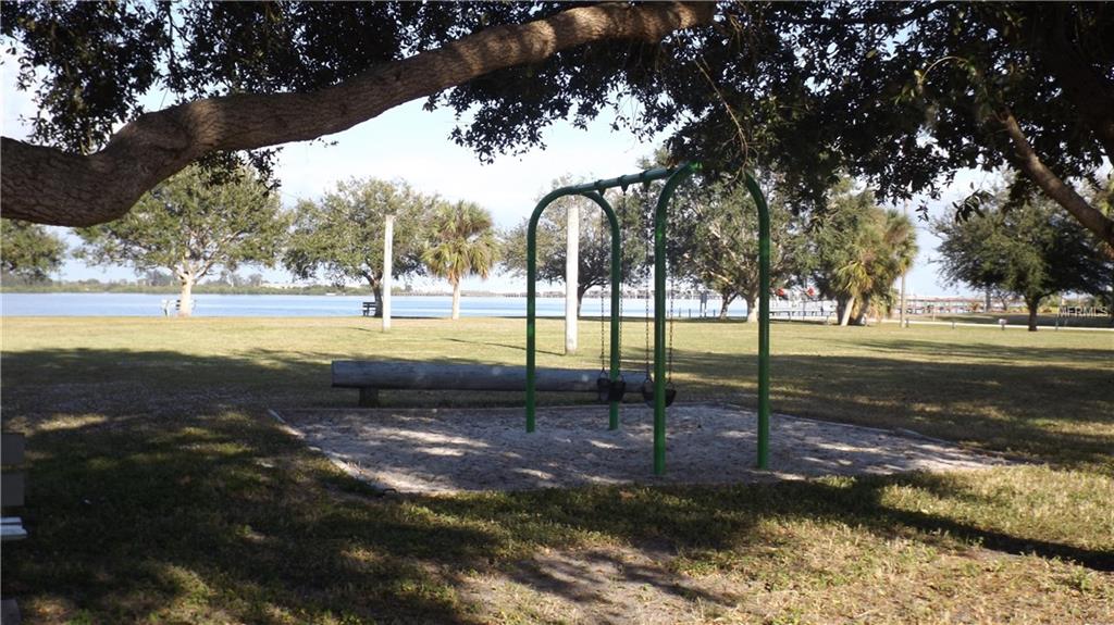 5084 WHITE AVENUE, PORT CHARLOTTE, Florida 33981, 3 Bedrooms Bedrooms, 9 Rooms Rooms,2 BathroomsBathrooms,Residential,For sale,WHITE,D5921922