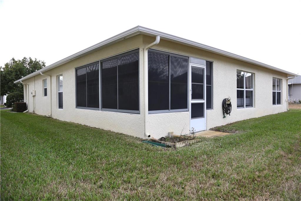 11122 CLEAR OAK CIRCLE, NEW PORT RICHEY, Florida 34654, 3 Bedrooms Bedrooms, 3 Rooms Rooms,2 BathroomsBathrooms,Residential,For sale,CLEAR OAK,W7636736
