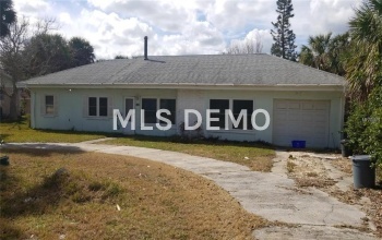 1008 S DAYTONA AVENUE, FLAGLER BEACH, Florida 32136, 3 Bedrooms Bedrooms, 5 Rooms Rooms,1 BathroomBathrooms,Residential,For sale,DAYTONA,O5561480