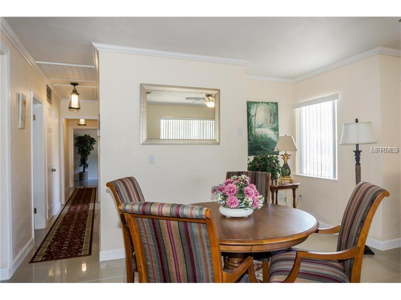 317 HARBOR DRIVE S, VENICE, Florida 34285, 2 Bedrooms Bedrooms, 5 Rooms Rooms,3 BathroomsBathrooms,Residential,For sale,HARBOR,N5916398