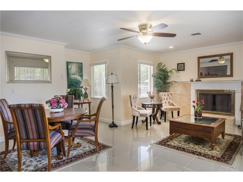 317 HARBOR DRIVE S, VENICE, Florida 34285, 2 Bedrooms Bedrooms, 5 Rooms Rooms,3 BathroomsBathrooms,Residential,For sale,HARBOR,N5916398