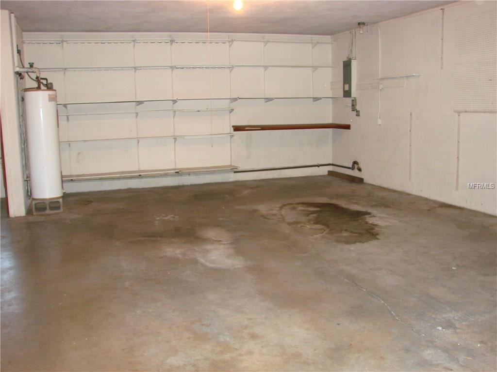 317 HARBOR DRIVE S, VENICE, Florida 34285, 2 Bedrooms Bedrooms, 5 Rooms Rooms,3 BathroomsBathrooms,Residential,For sale,HARBOR,N5916398