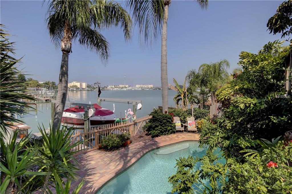 222 145TH AVENUE E, MADEIRA BEACH, Florida 33708, 3 Bedrooms Bedrooms, 6 Rooms Rooms,2 BathroomsBathrooms,Residential,For sale,145TH,U7808260