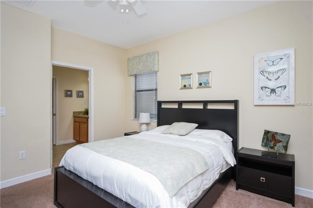 1451 MYRTLEWOOD STREET, DAVENPORT, Florida 33896, 5 Bedrooms Bedrooms, 9 Rooms Rooms,4 BathroomsBathrooms,Residential,For sale,MYRTLEWOOD,O5542971