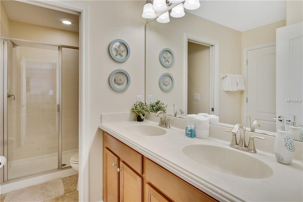 1451 MYRTLEWOOD STREET, DAVENPORT, Florida 33896, 5 Bedrooms Bedrooms, 9 Rooms Rooms,4 BathroomsBathrooms,Residential,For sale,MYRTLEWOOD,O5542971