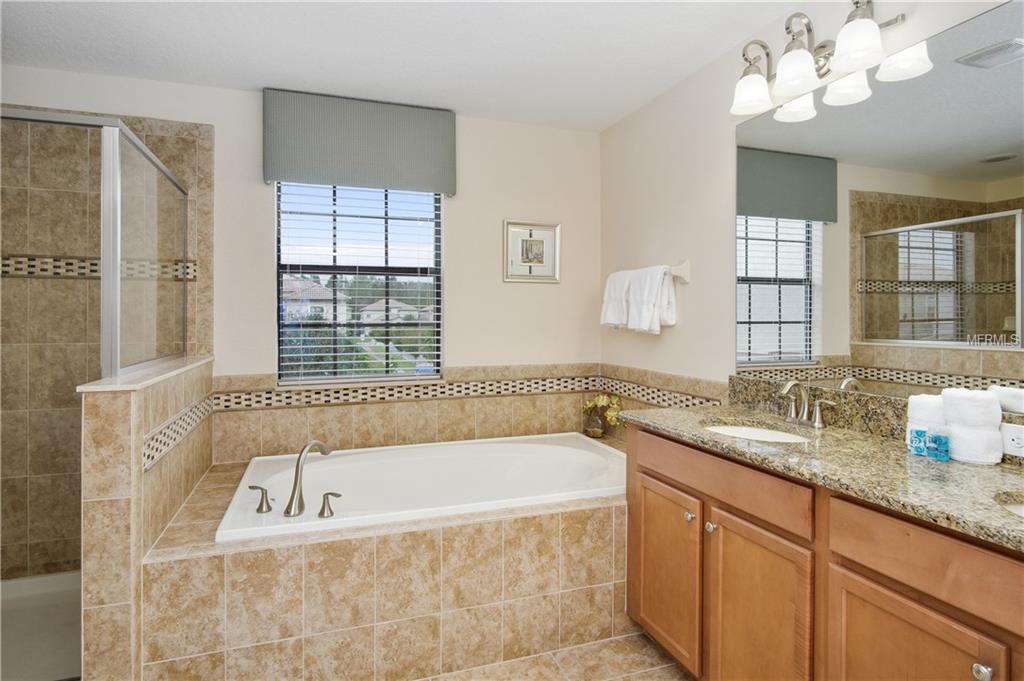 1451 MYRTLEWOOD STREET, DAVENPORT, Florida 33896, 5 Bedrooms Bedrooms, 9 Rooms Rooms,4 BathroomsBathrooms,Residential,For sale,MYRTLEWOOD,O5542971