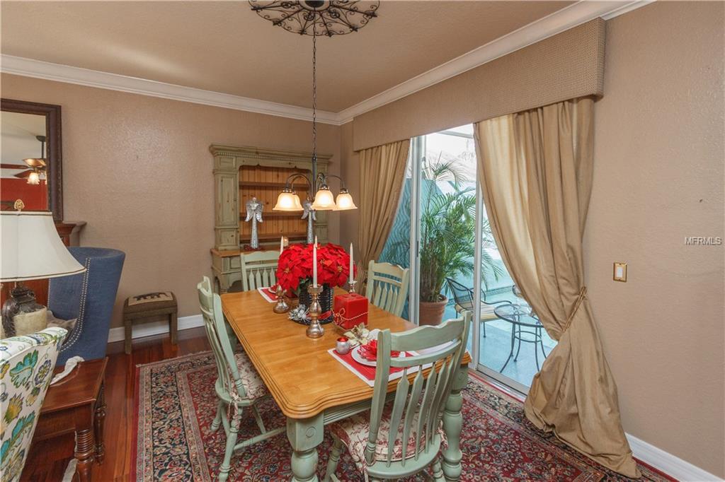 8001 SAINT ANDREWS CIRCLE, ORLANDO, Florida 32835, 3 Bedrooms Bedrooms, 9 Rooms Rooms,3 BathroomsBathrooms,Residential,For sale,SAINT ANDREWS,O5550643