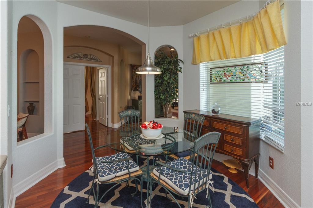 8001 SAINT ANDREWS CIRCLE, ORLANDO, Florida 32835, 3 Bedrooms Bedrooms, 9 Rooms Rooms,3 BathroomsBathrooms,Residential,For sale,SAINT ANDREWS,O5550643