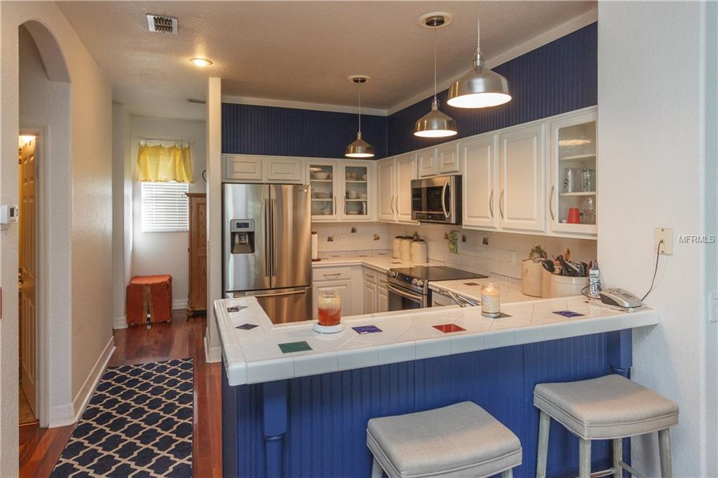 8001 SAINT ANDREWS CIRCLE, ORLANDO, Florida 32835, 3 Bedrooms Bedrooms, 9 Rooms Rooms,3 BathroomsBathrooms,Residential,For sale,SAINT ANDREWS,O5550643