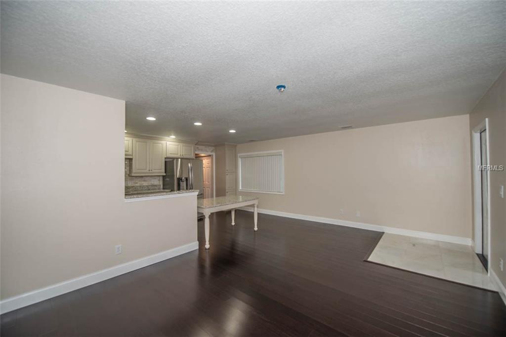 401 DORCHESTER PLACE, SUN CITY CENTER, Florida 33573, 1 Bedroom Bedrooms, 3 Rooms Rooms,1 BathroomBathrooms,Residential,For sale,DORCHESTER,R4707226