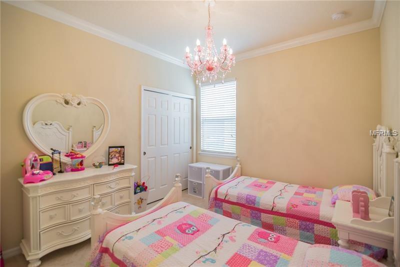 5003 LONGMEADOW PARK STREET, ORLANDO, Florida 32811, 3 Bedrooms Bedrooms, 7 Rooms Rooms,2 BathroomsBathrooms,Residential,For sale,LONGMEADOW PARK,O5558376