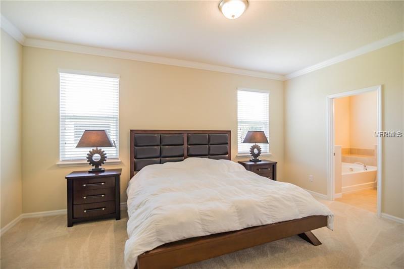 5003 LONGMEADOW PARK STREET, ORLANDO, Florida 32811, 3 Bedrooms Bedrooms, 7 Rooms Rooms,2 BathroomsBathrooms,Residential,For sale,LONGMEADOW PARK,O5558376