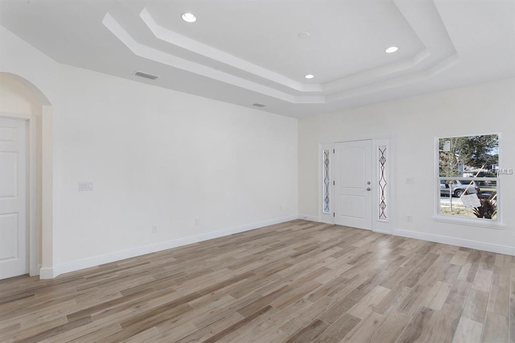 3813 HIGHLAND AVENUE, TAMPA, Florida 33603, 3 Bedrooms Bedrooms, 3 Rooms Rooms,2 BathroomsBathrooms,Residential,For sale,HIGHLAND,T2926319