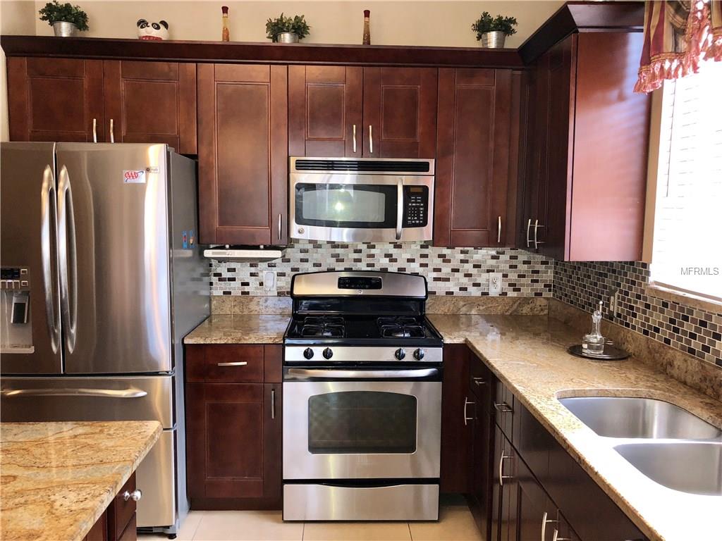 27817 SKY LAKE CIRCLE, WESLEY CHAPEL, Florida 33544, 3 Bedrooms Bedrooms, 8 Rooms Rooms,2 BathroomsBathrooms,Residential,For sale,SKY LAKE,T2927207