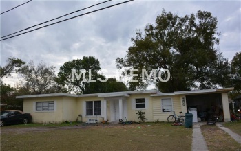 5872 CAMELLIA DRIVE, ORLANDO, Florida 32807, 2 Bedrooms Bedrooms, 3 Rooms Rooms,1 BathroomBathrooms,Residential,For sale,CAMELLIA,O5561658