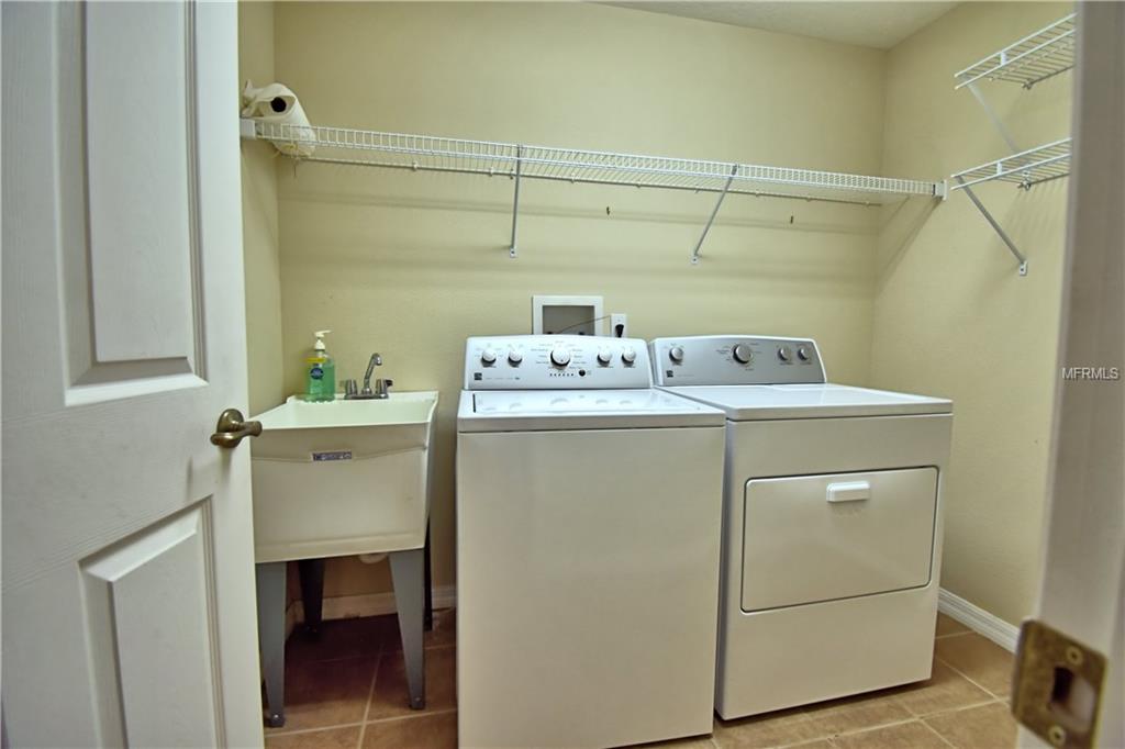 135 COSTA LOOP, AUBURNDALE, Florida 33823, 4 Bedrooms Bedrooms, 11 Rooms Rooms,3 BathroomsBathrooms,Residential,For sale,COSTA,P4719055