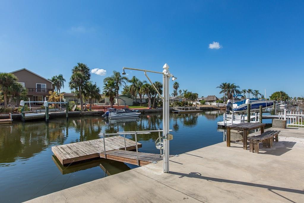 4140 FLORAMAR TERRACE, NEW PORT RICHEY, Florida 34652, 2 Bedrooms Bedrooms, 7 Rooms Rooms,2 BathroomsBathrooms,Residential,For sale,FLORAMAR,U7840819