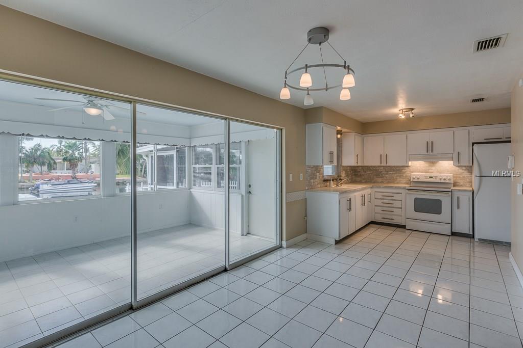 4140 FLORAMAR TERRACE, NEW PORT RICHEY, Florida 34652, 2 Bedrooms Bedrooms, 7 Rooms Rooms,2 BathroomsBathrooms,Residential,For sale,FLORAMAR,U7840819