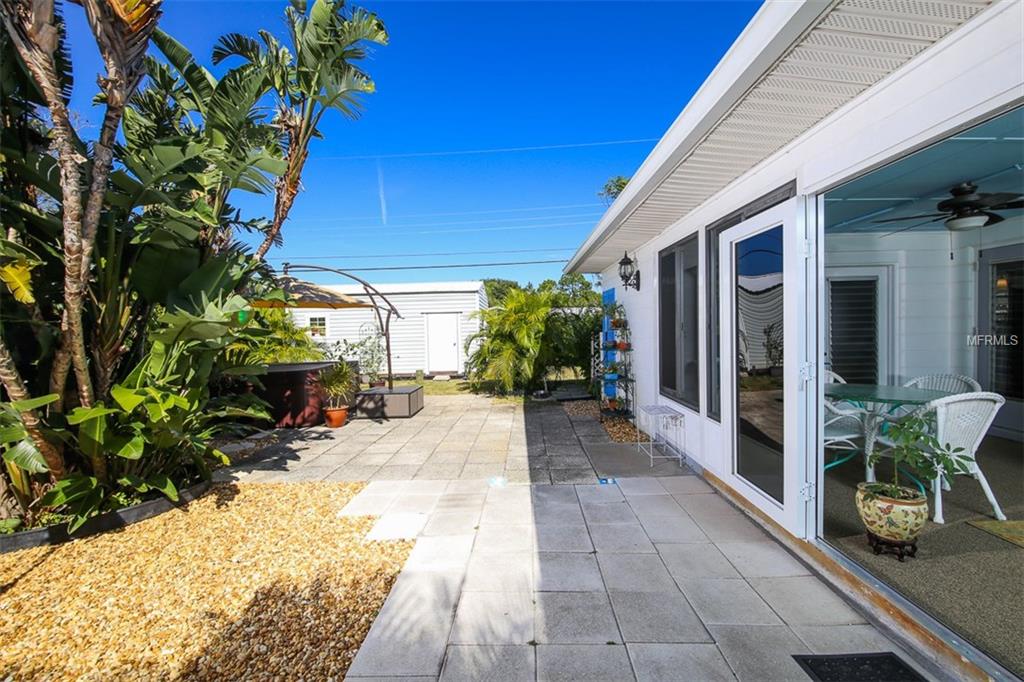 210 LAKEVIEW LANE, ENGLEWOOD, Florida 34223, 2 Bedrooms Bedrooms, 6 Rooms Rooms,1 BathroomBathrooms,Residential,For sale,LAKEVIEW,D5922146