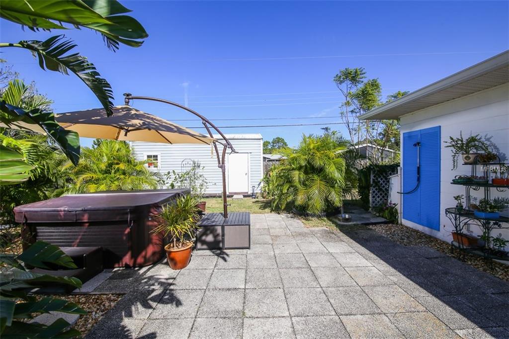 210 LAKEVIEW LANE, ENGLEWOOD, Florida 34223, 2 Bedrooms Bedrooms, 6 Rooms Rooms,1 BathroomBathrooms,Residential,For sale,LAKEVIEW,D5922146