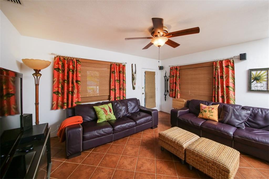 210 LAKEVIEW LANE, ENGLEWOOD, Florida 34223, 2 Bedrooms Bedrooms, 6 Rooms Rooms,1 BathroomBathrooms,Residential,For sale,LAKEVIEW,D5922146