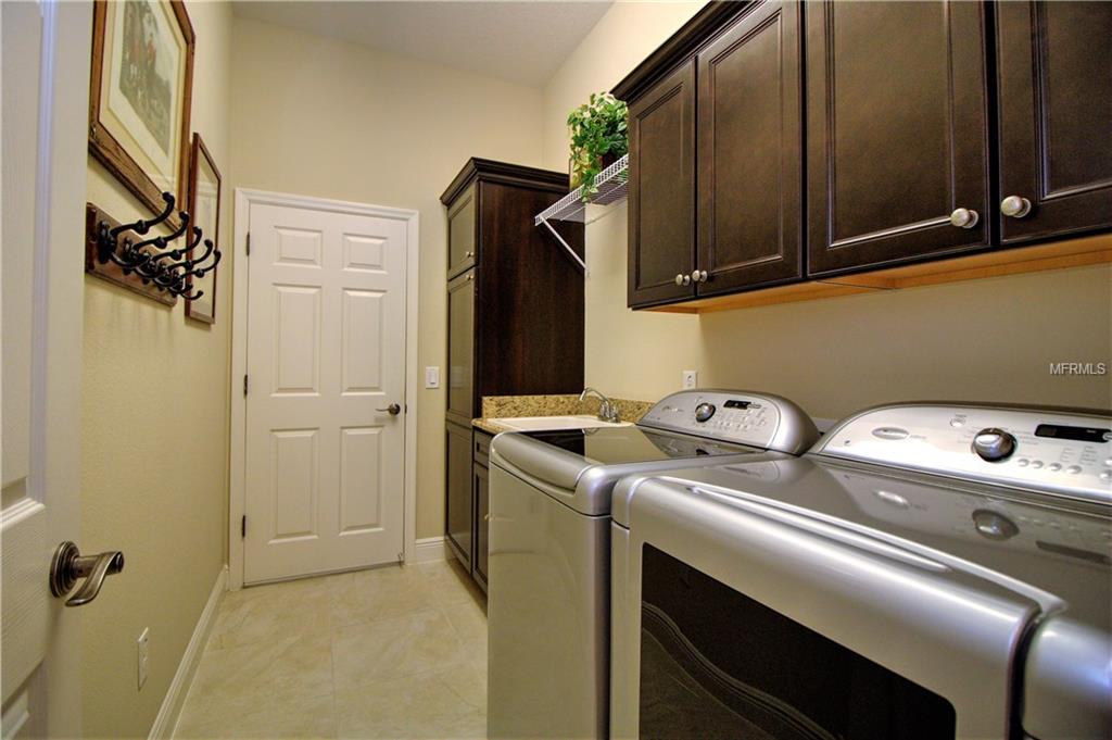 611 WAKE FOREST LANE, THE VILLAGES, Florida 32162, 3 Bedrooms Bedrooms, 7 Rooms Rooms,2 BathroomsBathrooms,Residential,For sale,WAKE FOREST,G4851407