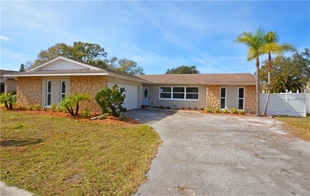 14994 CROMWELL DRIVE, CLEARWATER, Florida 33764, 4 Bedrooms Bedrooms, 10 Rooms Rooms,2 BathroomsBathrooms,Residential,For sale,CROMWELL,U7844885