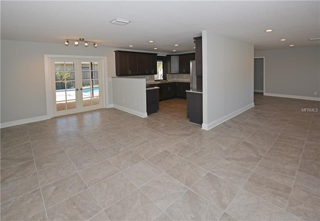 14994 CROMWELL DRIVE, CLEARWATER, Florida 33764, 4 Bedrooms Bedrooms, 10 Rooms Rooms,2 BathroomsBathrooms,Residential,For sale,CROMWELL,U7844885