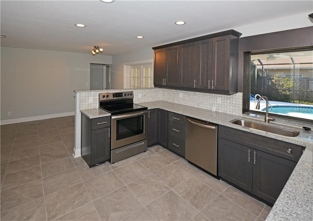 14994 CROMWELL DRIVE, CLEARWATER, Florida 33764, 4 Bedrooms Bedrooms, 10 Rooms Rooms,2 BathroomsBathrooms,Residential,For sale,CROMWELL,U7844885