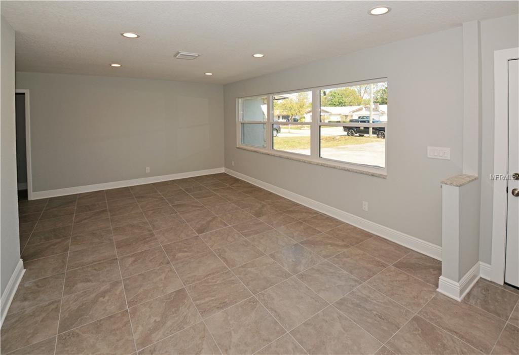 14994 CROMWELL DRIVE, CLEARWATER, Florida 33764, 4 Bedrooms Bedrooms, 10 Rooms Rooms,2 BathroomsBathrooms,Residential,For sale,CROMWELL,U7844885