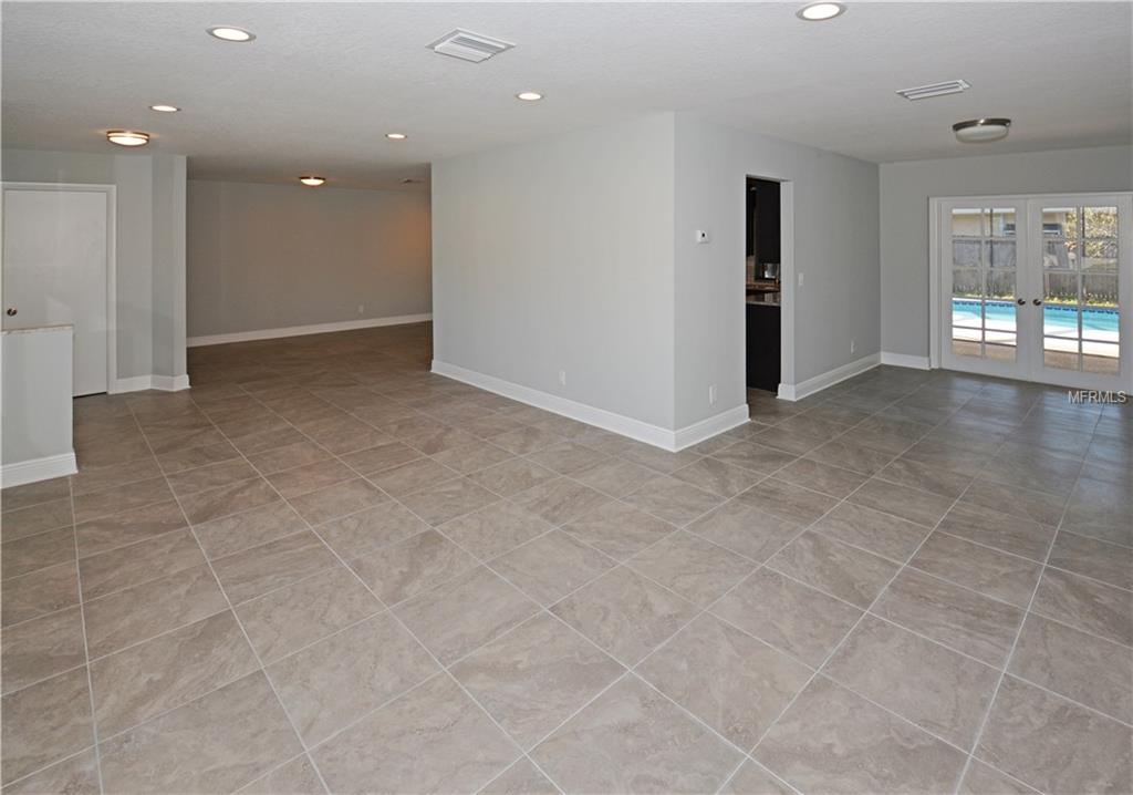 14994 CROMWELL DRIVE, CLEARWATER, Florida 33764, 4 Bedrooms Bedrooms, 10 Rooms Rooms,2 BathroomsBathrooms,Residential,For sale,CROMWELL,U7844885