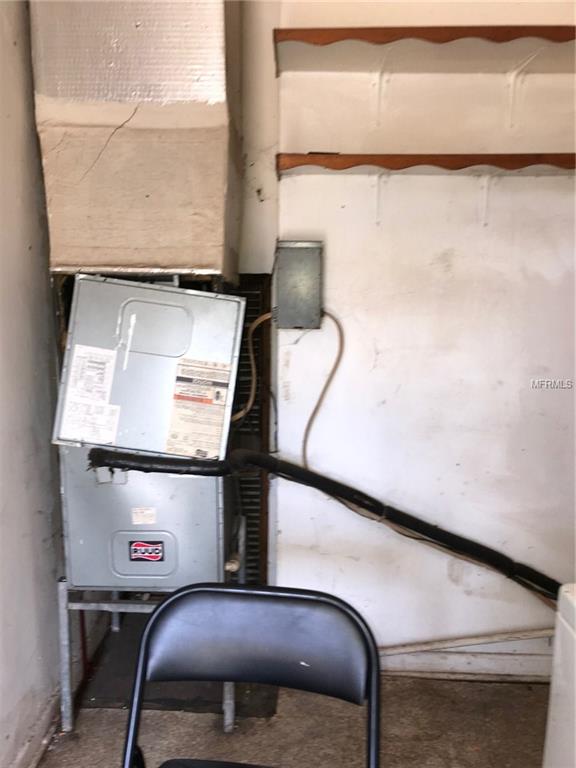 6006 BROOKGREEN AVENUE, ORLANDO, Florida 32809, 4 Bedrooms Bedrooms, 3 Rooms Rooms,1 BathroomBathrooms,Residential,For sale,BROOKGREEN,O5559736