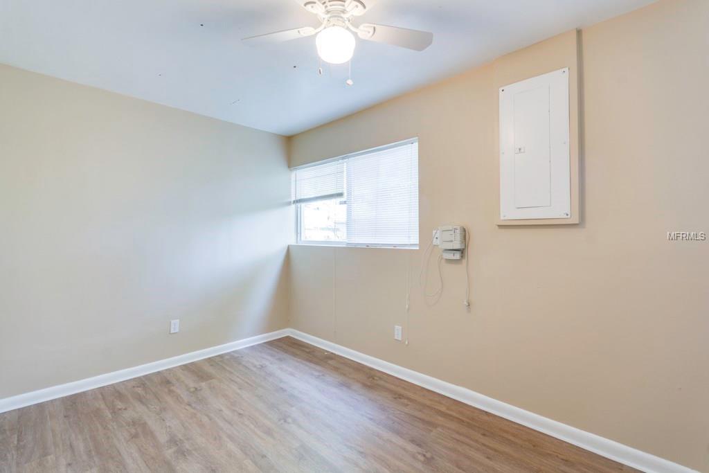 1420 SUNSET POINT ROAD, CLEARWATER, Florida 33755, 4 Bedrooms Bedrooms, 5 Rooms Rooms,2 BathroomsBathrooms,Residential,For sale,SUNSET POINT,T2927616