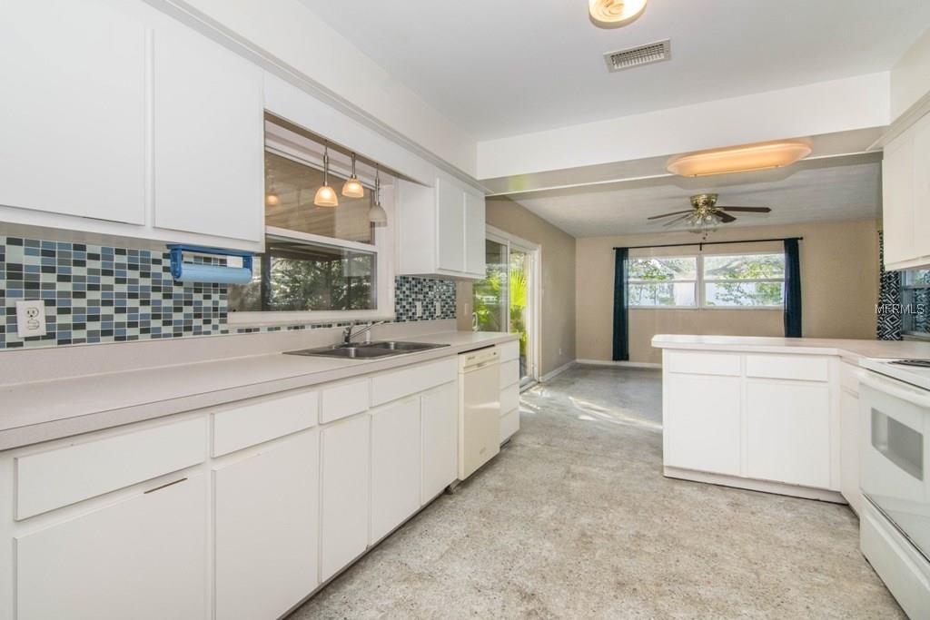 5014 S TRASK STREET, TAMPA, Florida 33611, 3 Bedrooms Bedrooms, 7 Rooms Rooms,2 BathroomsBathrooms,Residential,For sale,TRASK,T2928086